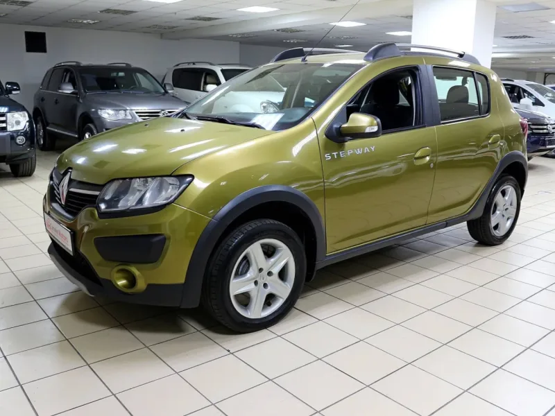 Renault Sandero 2015