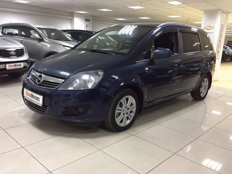 Opel Zafira 2012