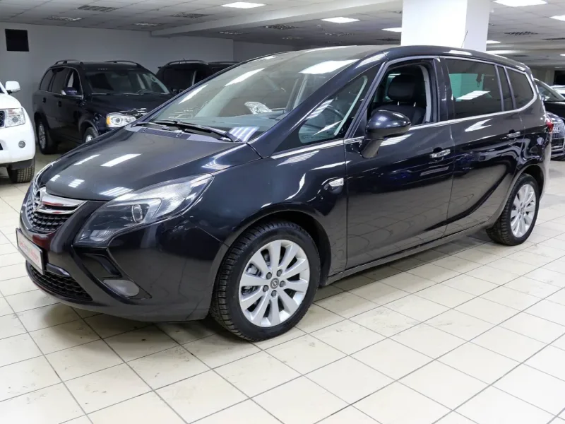 Opel Zafira 2012
