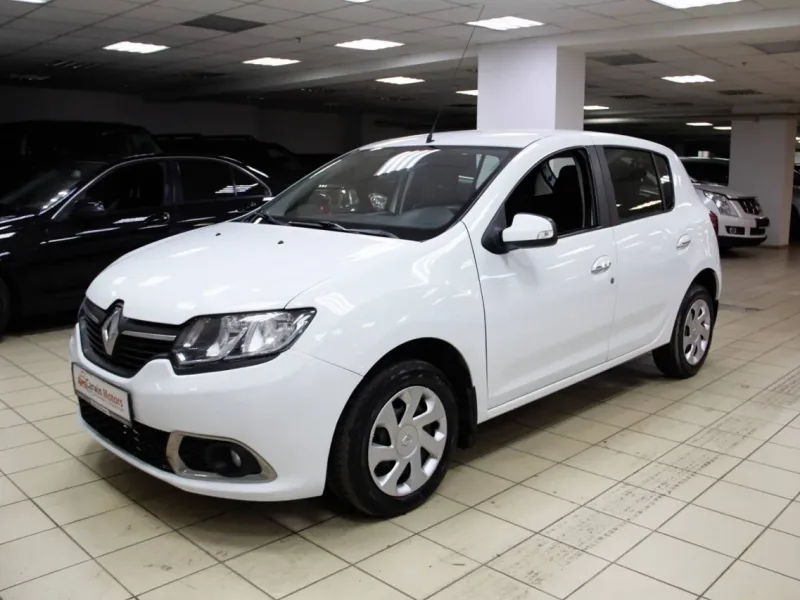 Renault Sandero 2015