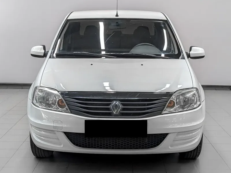 Renault Logan 2013
