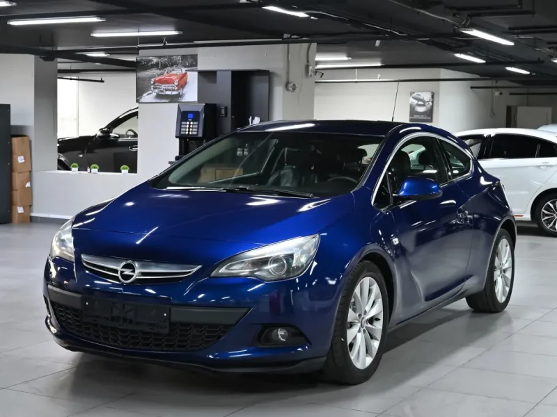 Opel Astra 2014