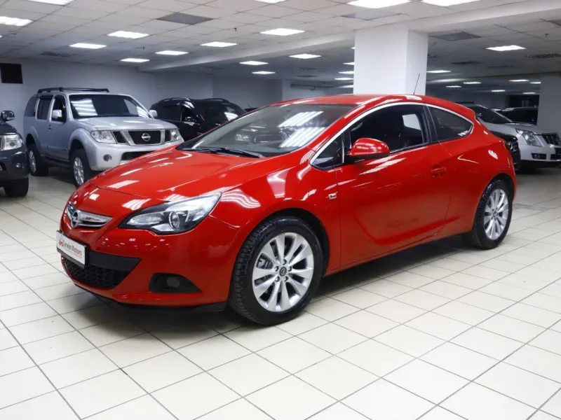 Opel Astra 2012