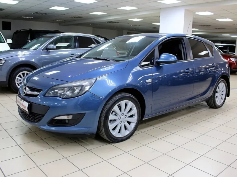 Opel Astra 2014