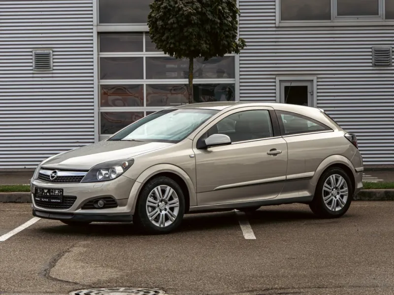 Opel Astra 2013
