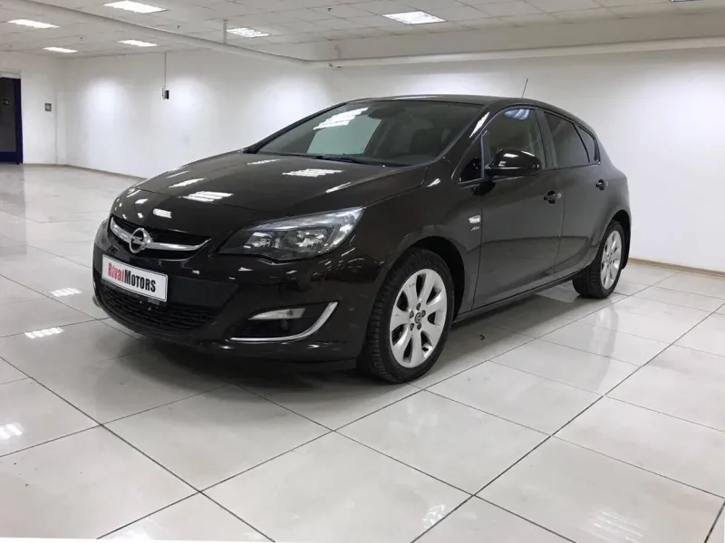 Opel Astra 2014