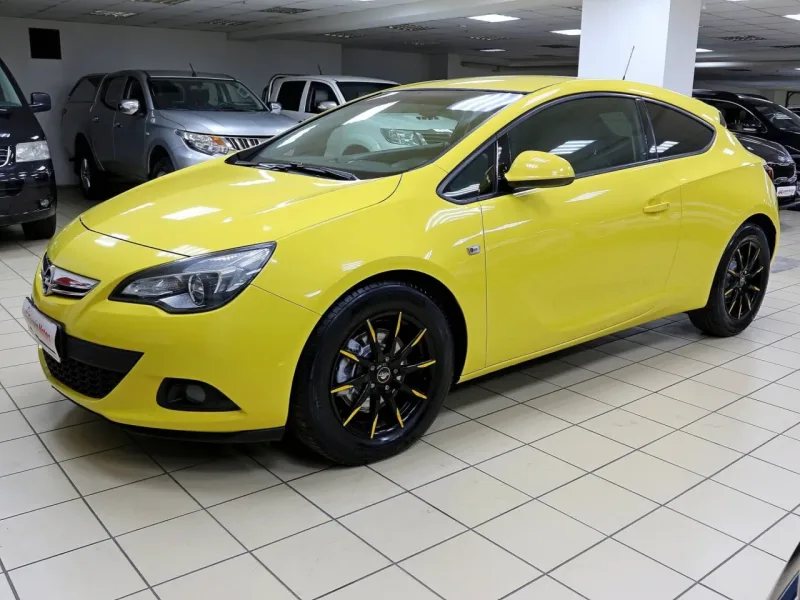 Opel Astra 2013