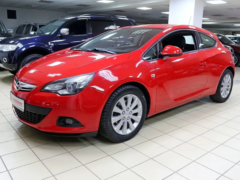 Opel Astra 2012
