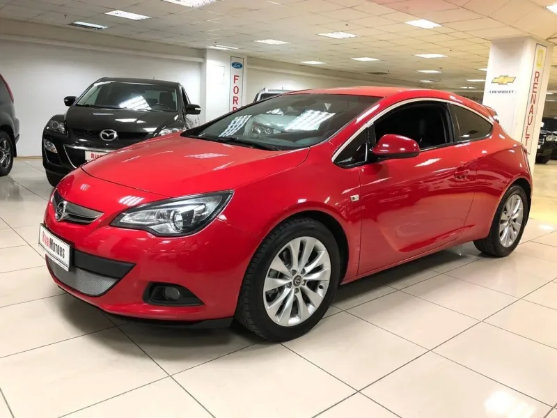 Opel Astra 2012
