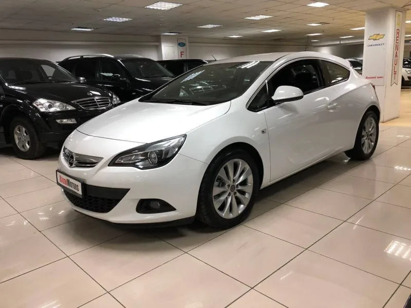 Opel Astra 2013
