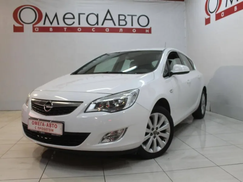 Opel Astra 2012