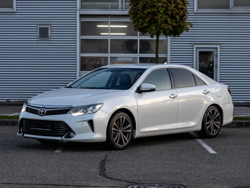Toyota Camry 2017