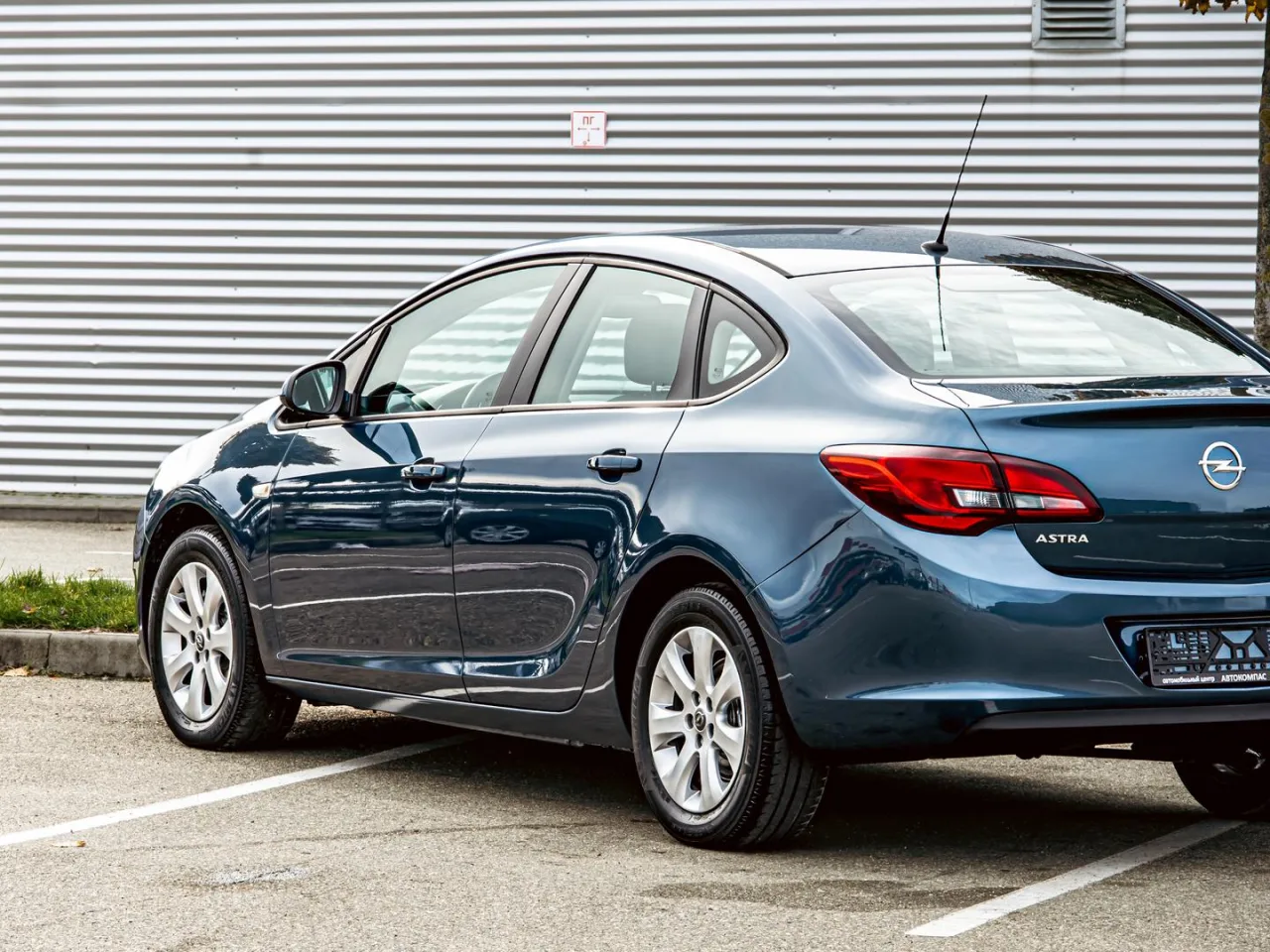 Opel Astra