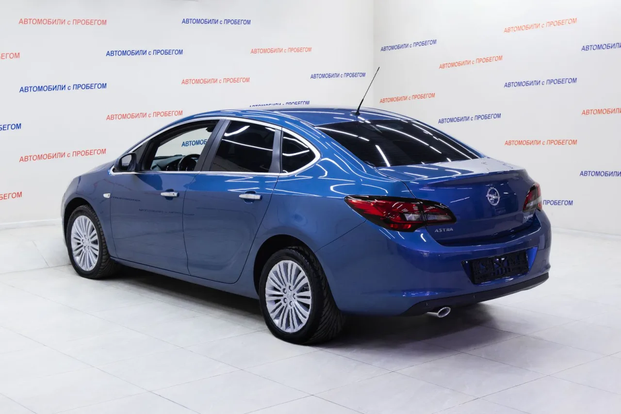 Opel Astra