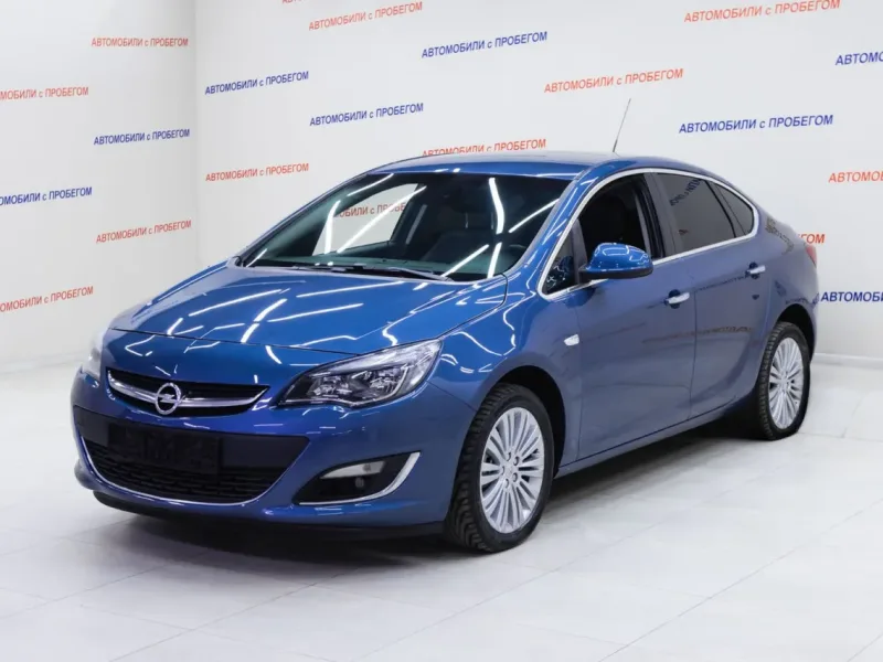 Opel Astra 2013