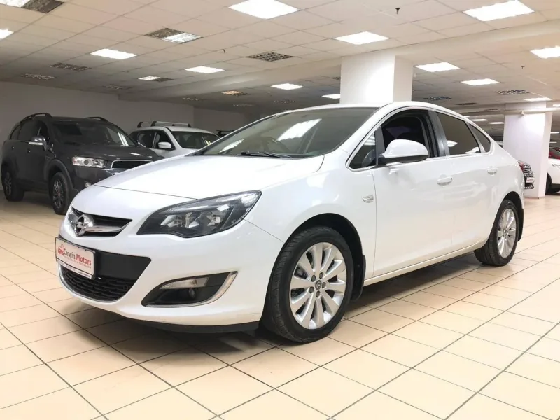 Opel Astra 2014