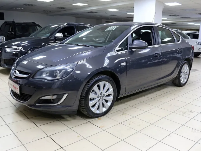 Opel Astra 2014