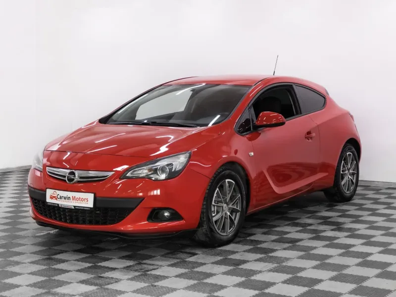Opel Astra 2012