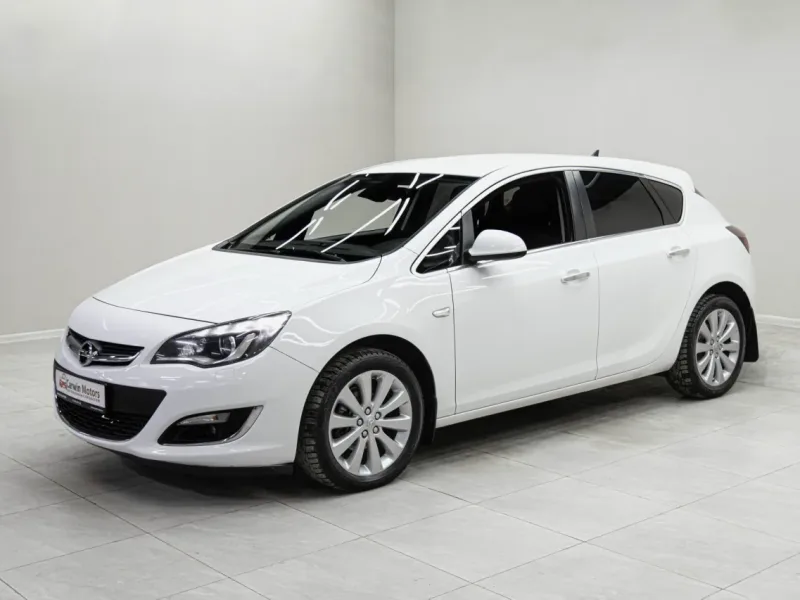 Opel Astra 2013