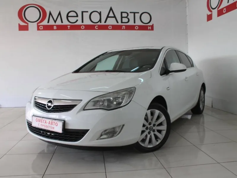 Opel Astra 2012