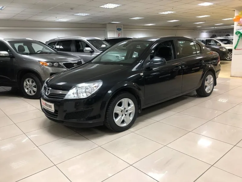 Opel Astra 2012