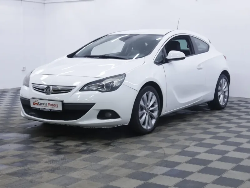 Opel Astra 2012