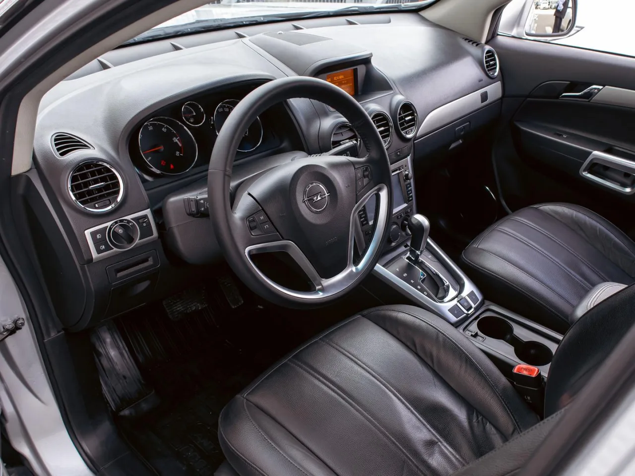 Opel Antara