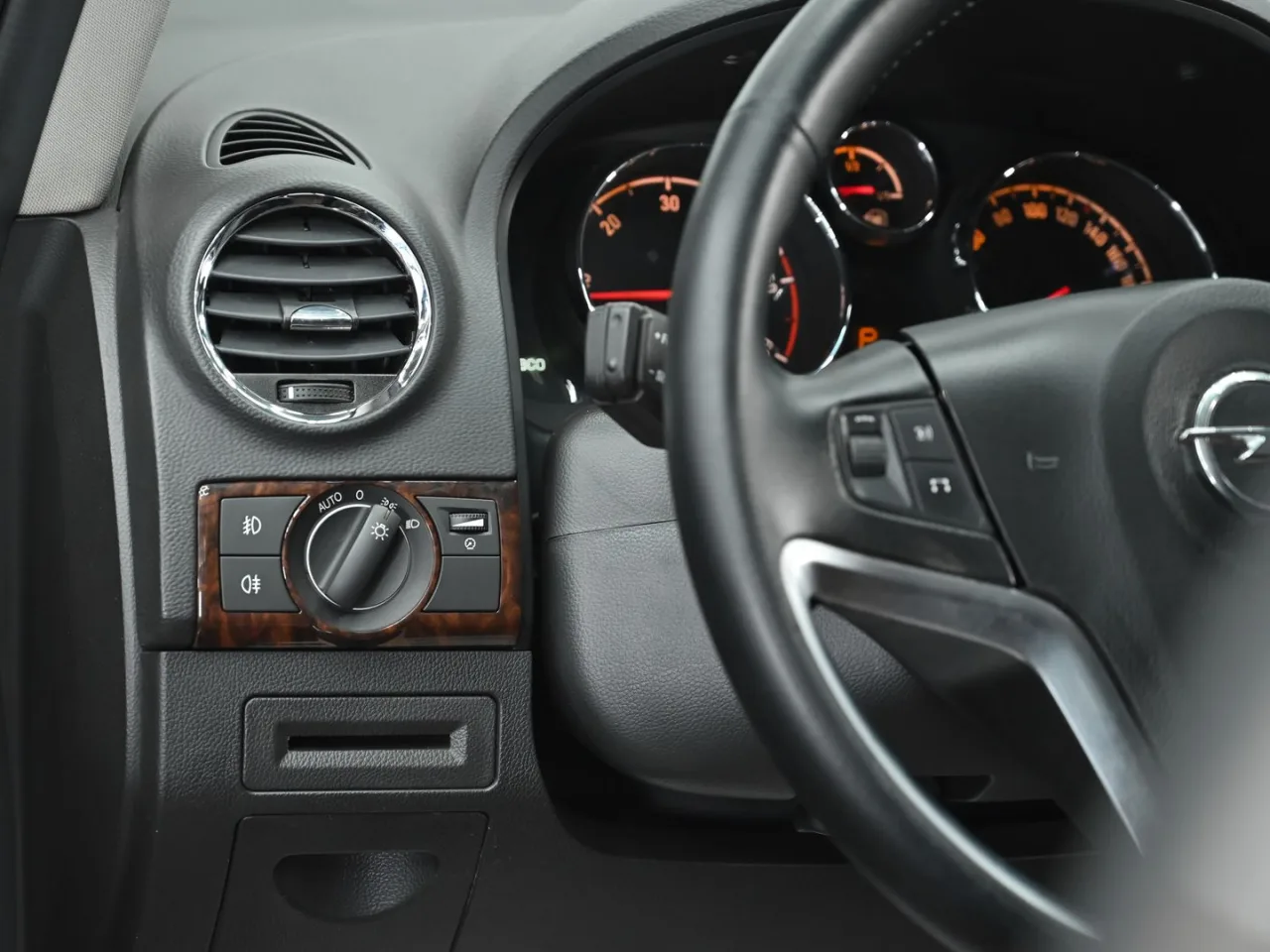 Opel Antara