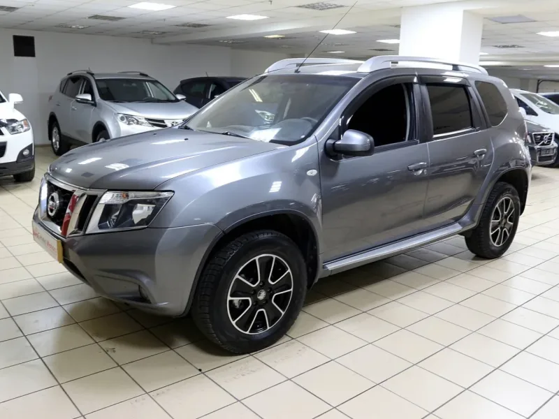 Nissan Terrano 2015