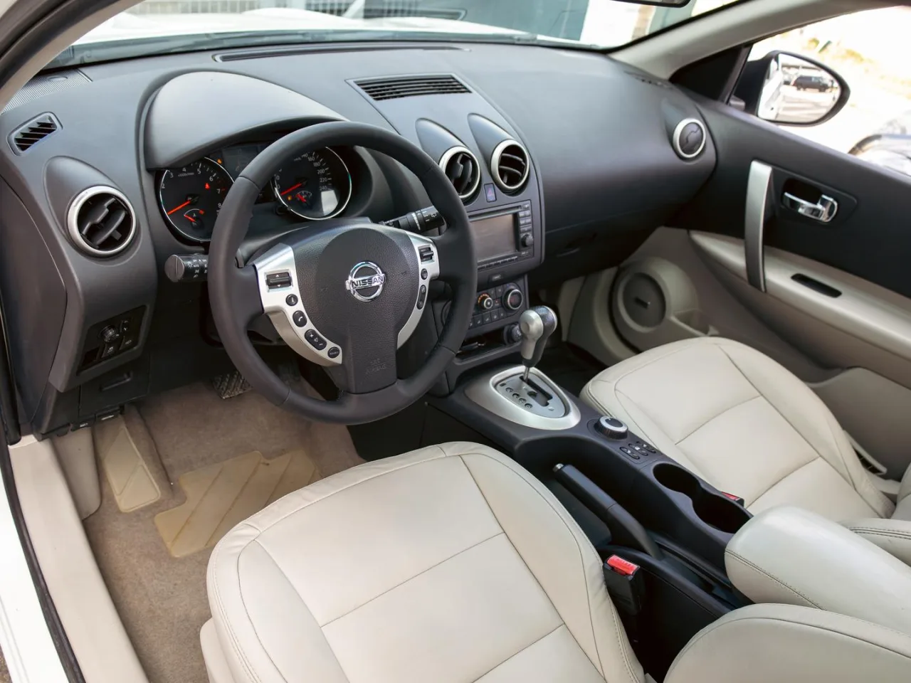 Nissan Qashqai+2