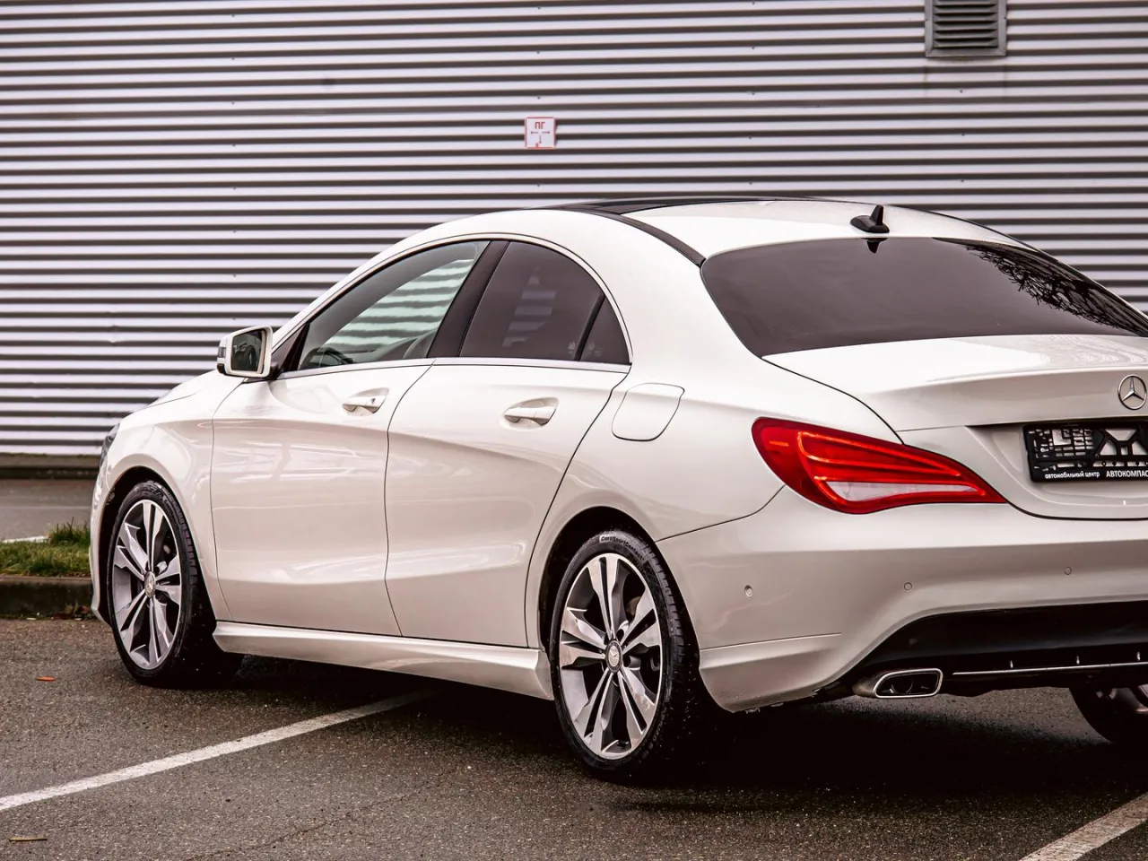 Mercedes-Benz CLA