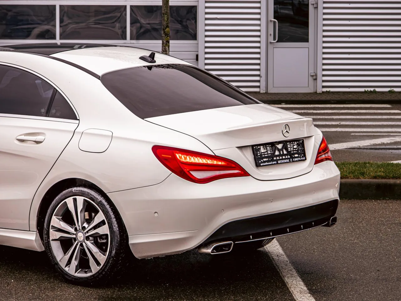Mercedes-Benz CLA