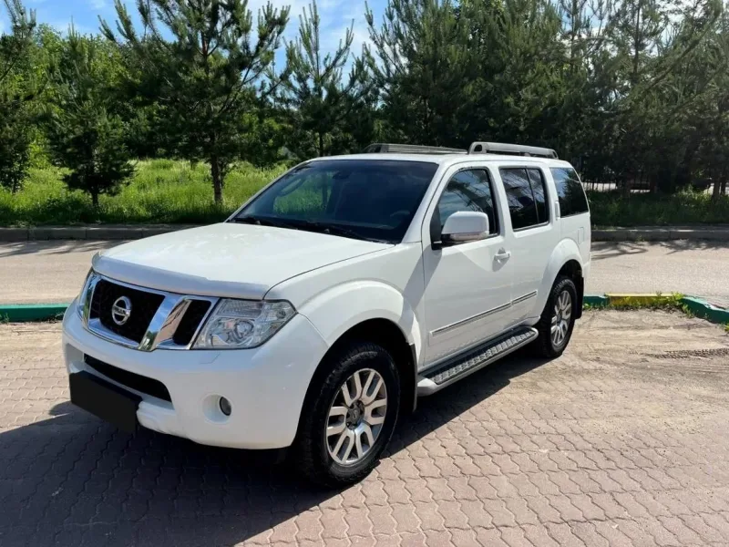 Nissan Pathfinder 2014