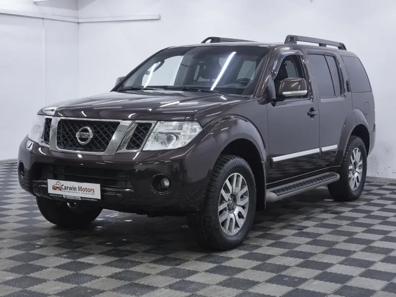 Nissan Pathfinder 2012