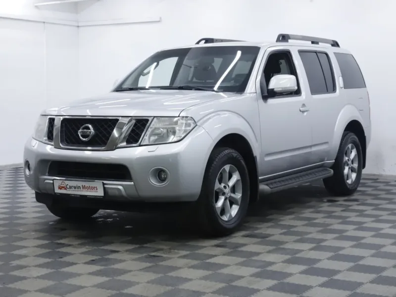 Nissan Pathfinder 2012
