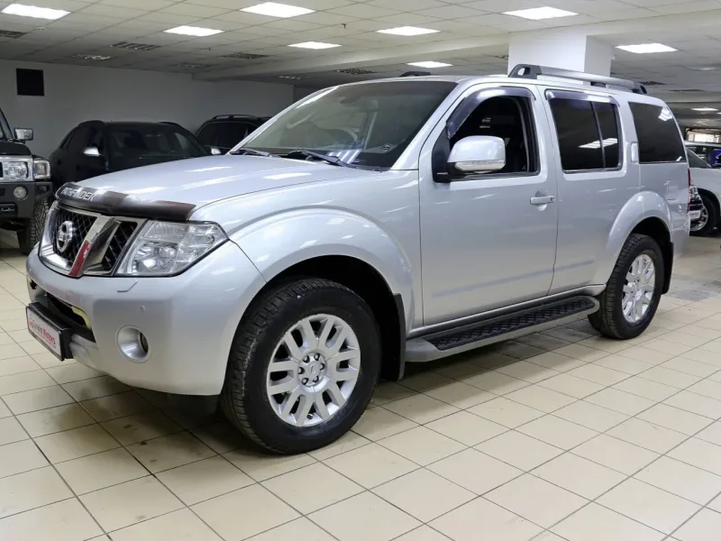 Nissan Pathfinder 2012