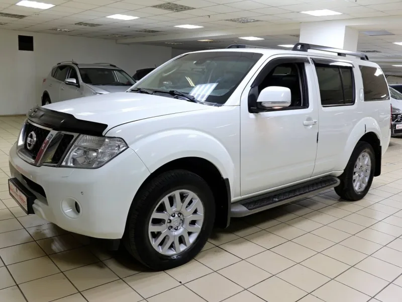Nissan Pathfinder 2012