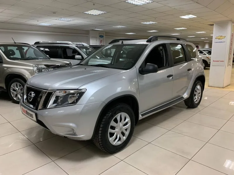 Nissan Terrano 2015