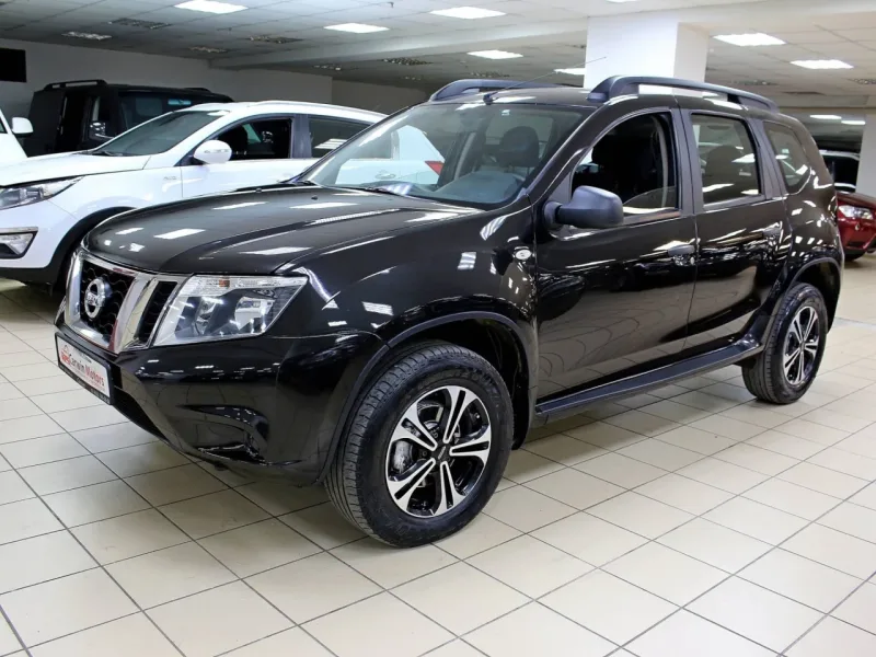 Nissan Terrano 2014