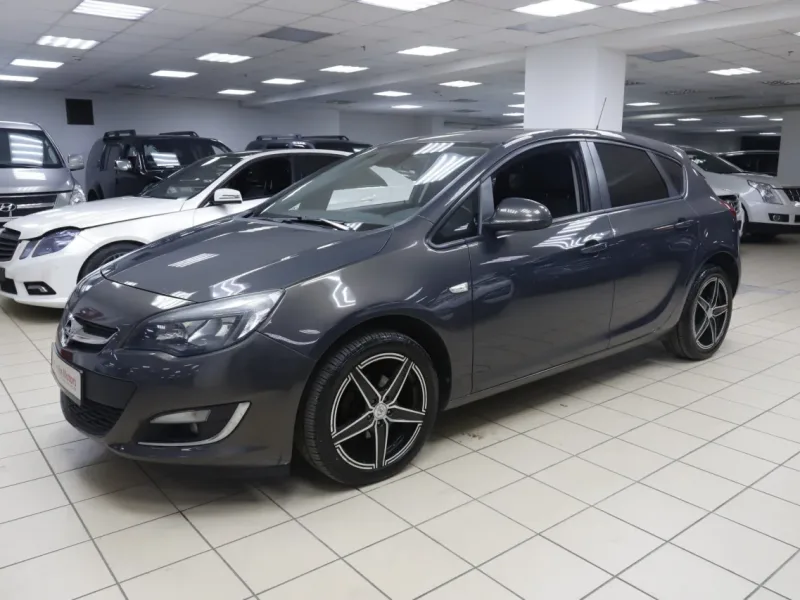 Opel Astra 2013