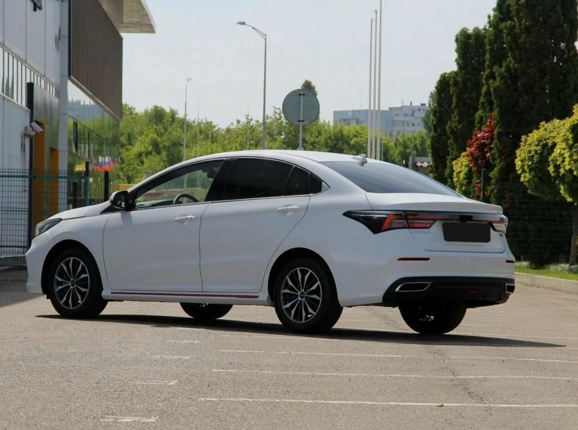 Omoda S5