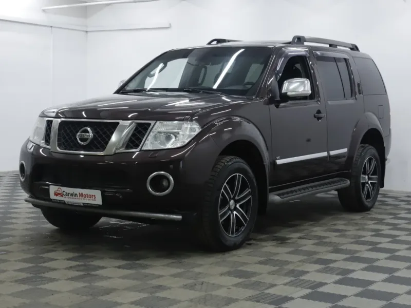 Nissan Pathfinder 2012