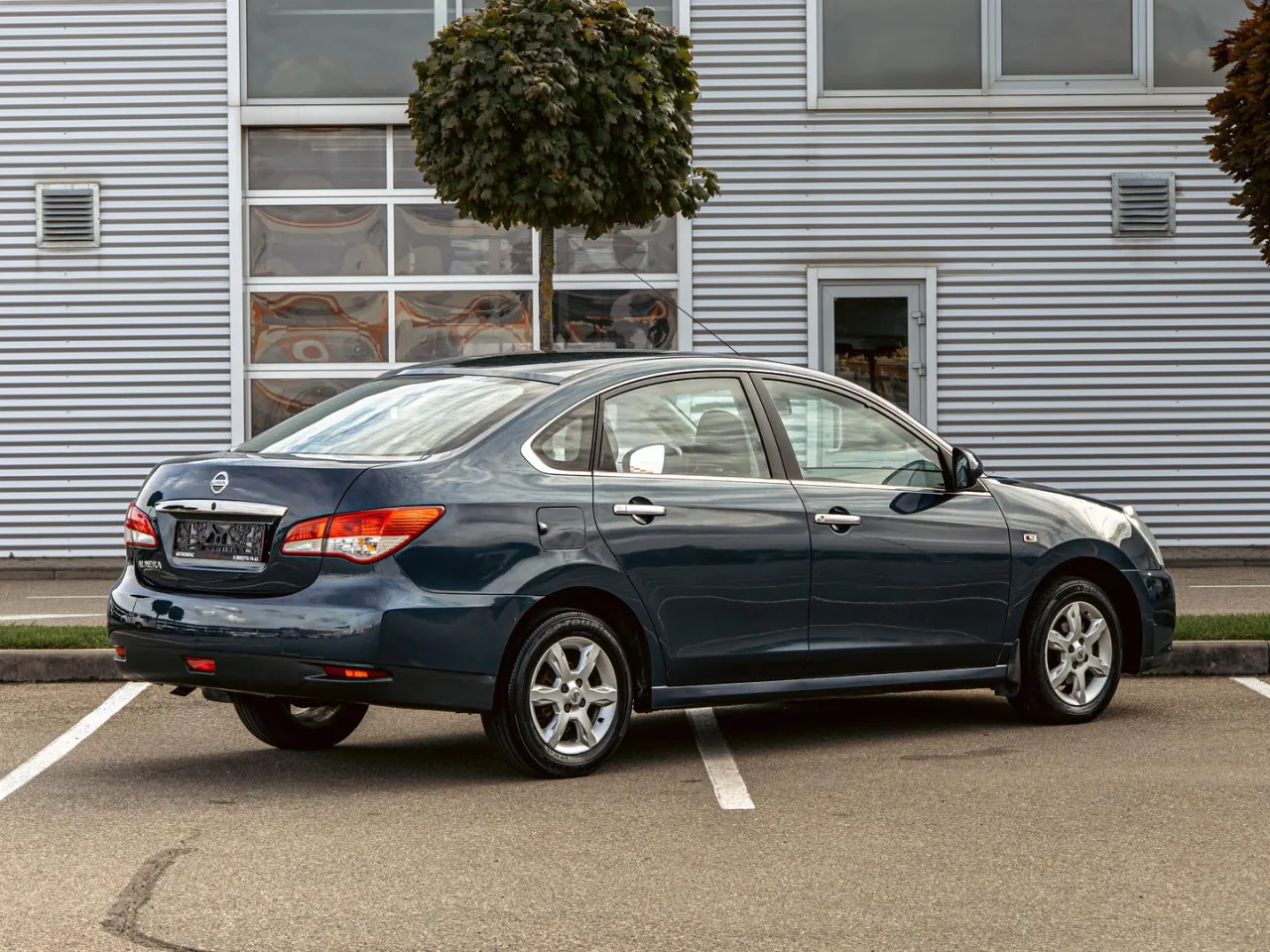 Nissan Almera