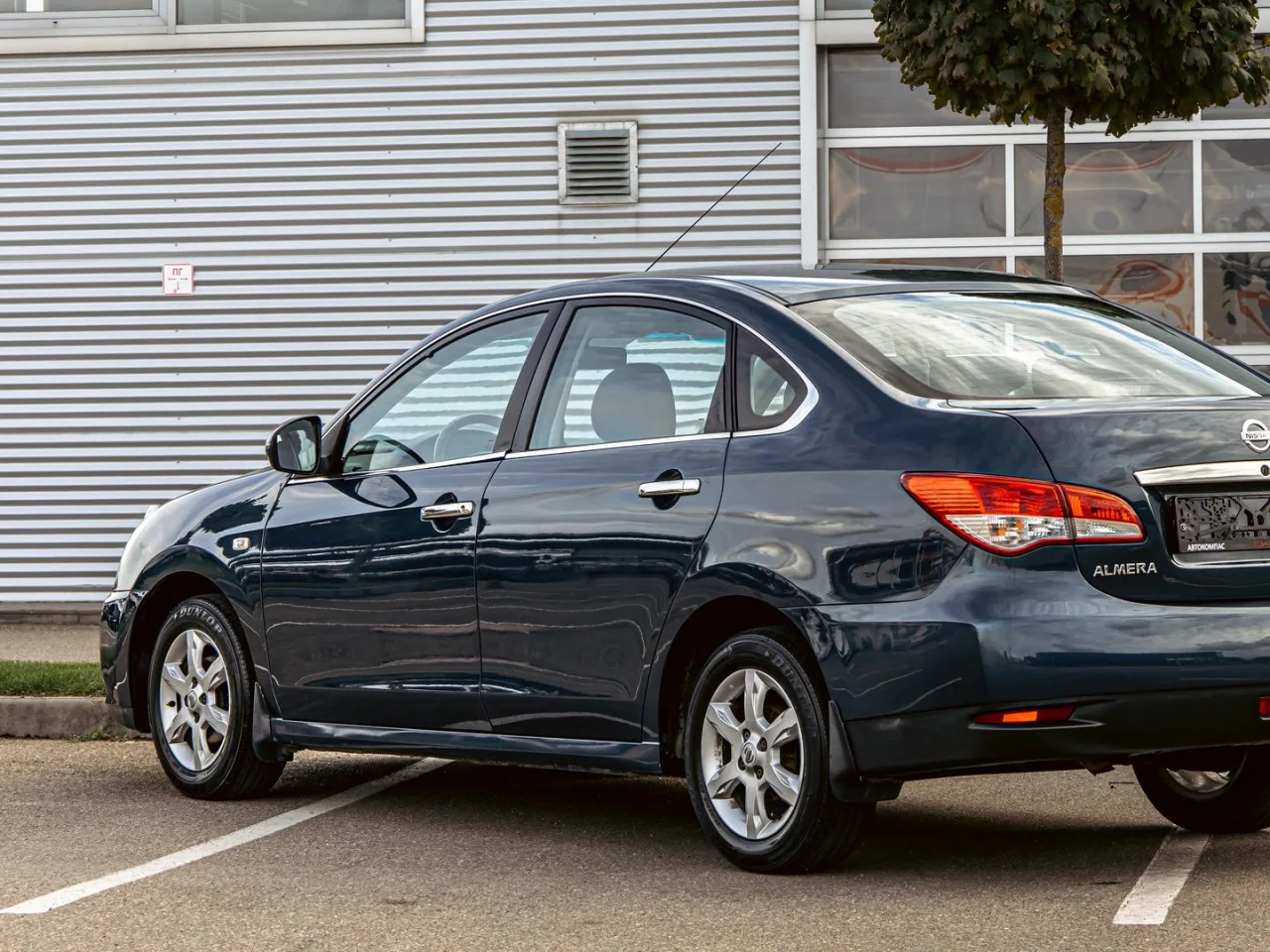 Nissan Almera