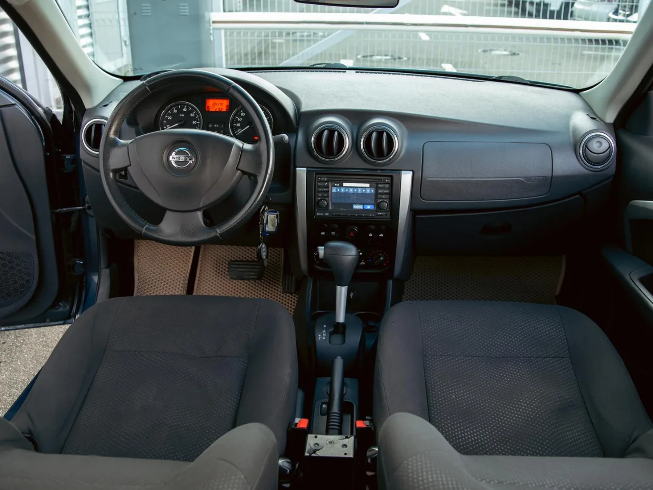 Nissan Almera