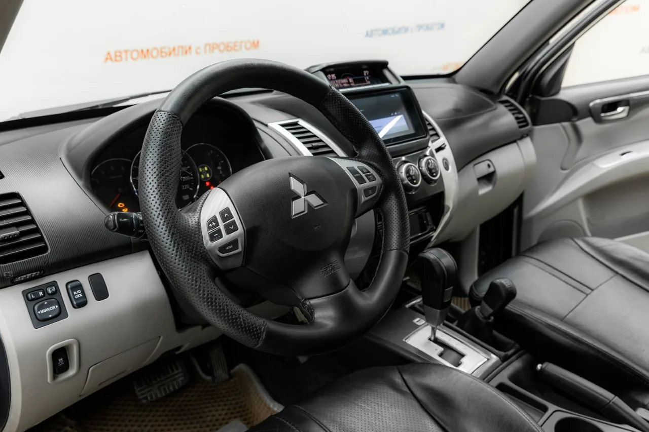 Mitsubishi Pajero Sport