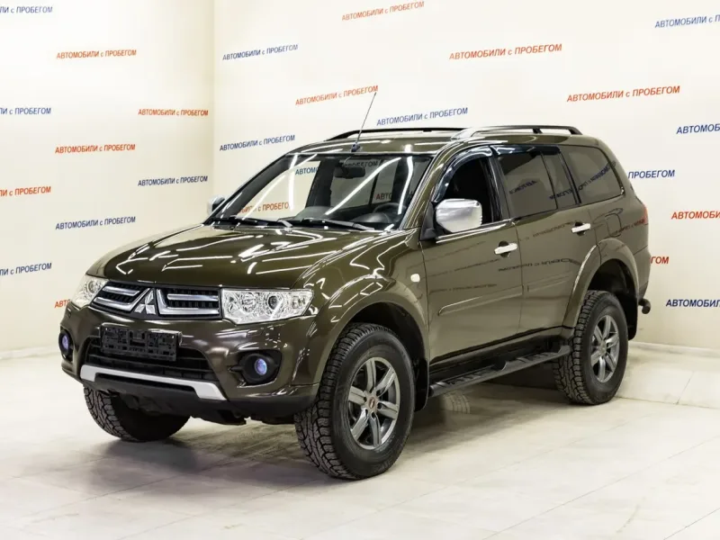 Mitsubishi Pajero Sport 2014