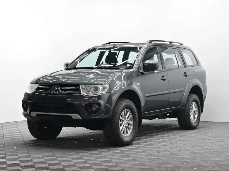 Mitsubishi Pajero Sport 2014