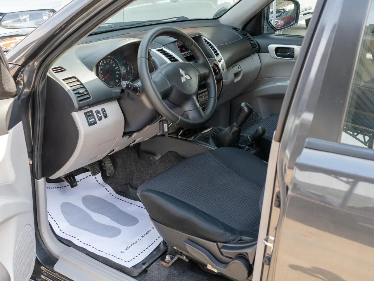 Mitsubishi Pajero Sport