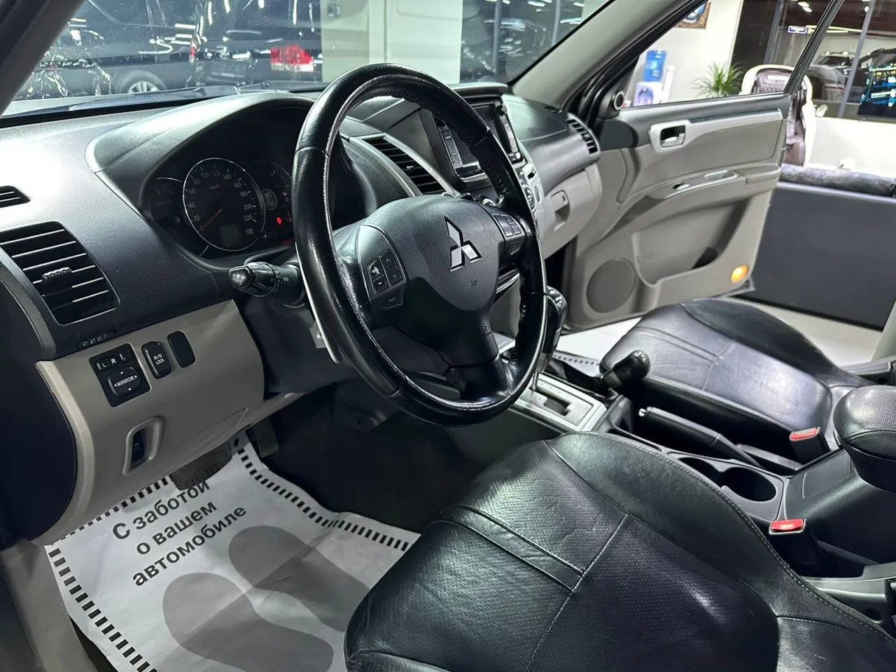 Mitsubishi Pajero Sport